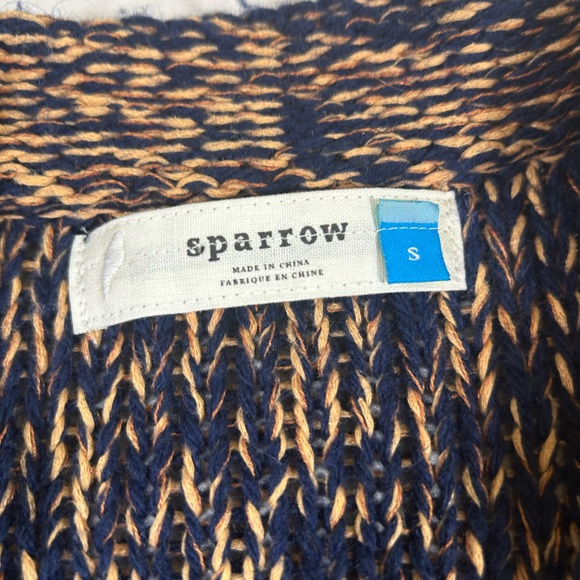 Sparrow Anthropologie Women’s Blue/Gold Fringe Sweater Cardigan size Small - Picture 4 of 8